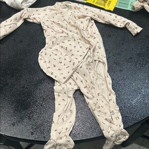 Marmar 6m Floral Cream Kids stretchie and hat